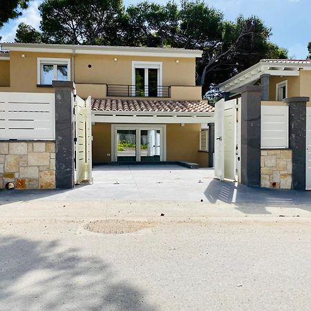 Nuova Residenza Dei 7 Pini A Pochi Passi Dal Mare Appartement Porto Pino Buitenkant foto