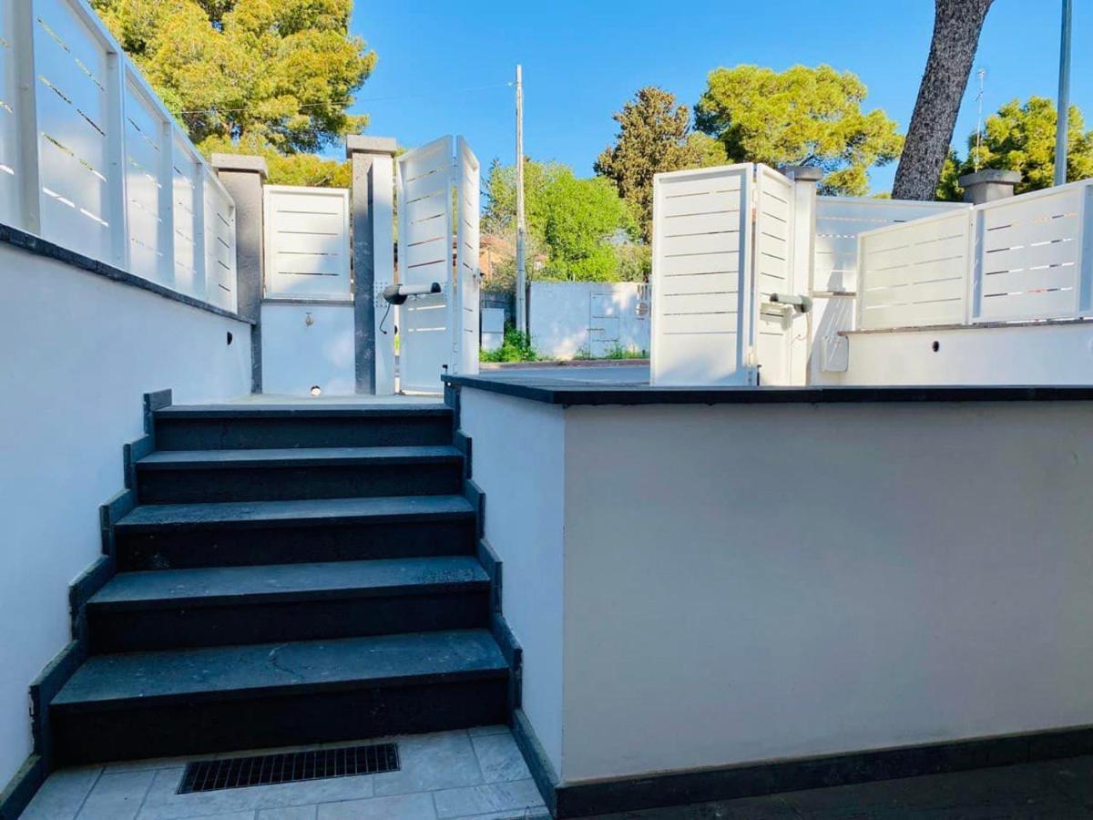Nuova Residenza Dei 7 Pini A Pochi Passi Dal Mare Appartement Porto Pino Buitenkant foto
